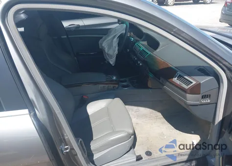 2006 BMW 750Li z USA, uszkodzony, nr VIN WBAHN83516DT59611